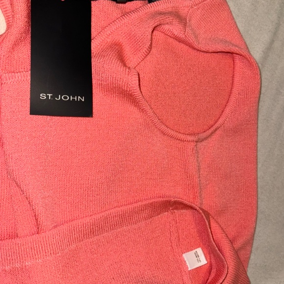 ST. JOHN top, pristine, size M, color watermelon - Picture 2 of 5
